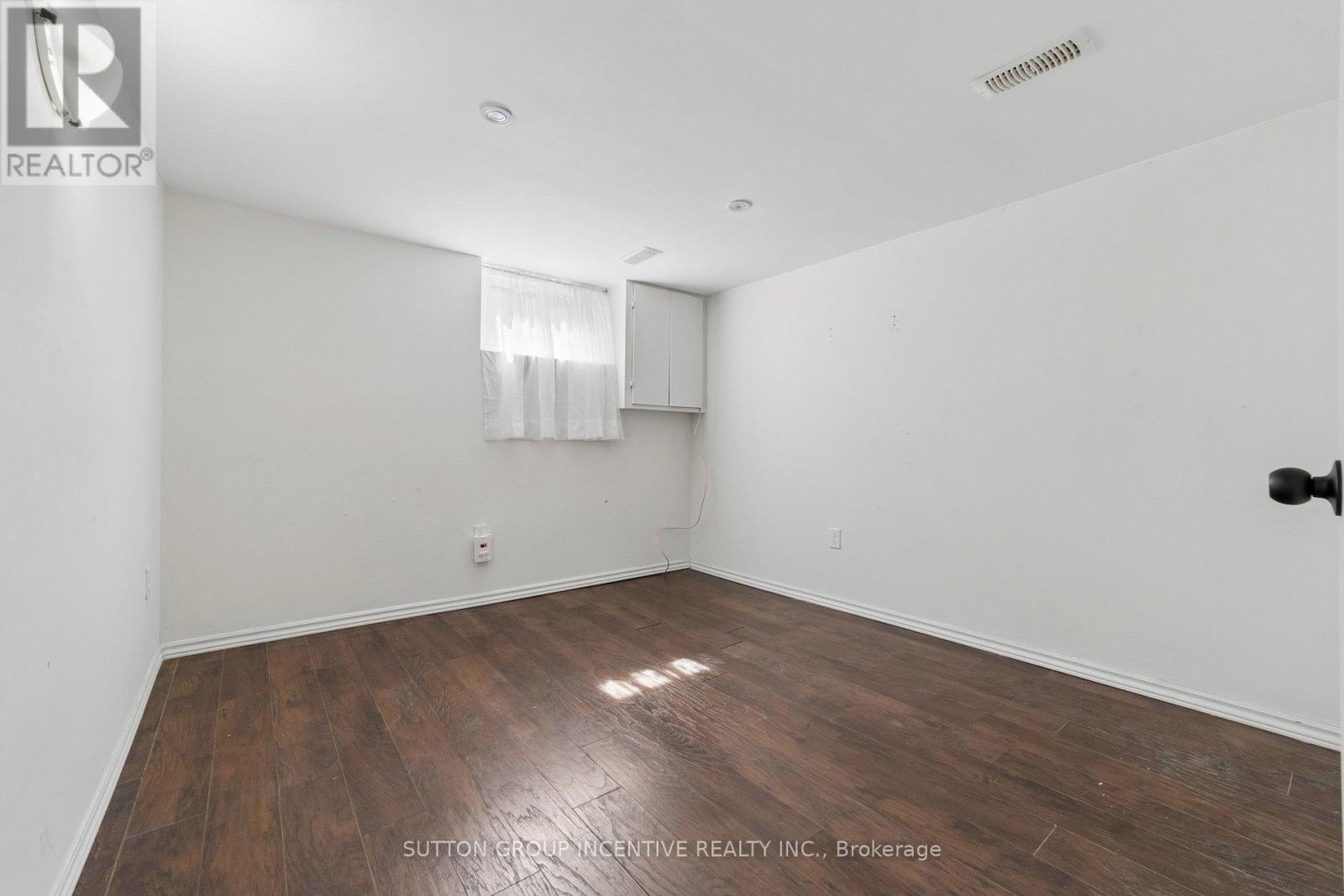 581 Arndon Avenue Property Photo 39