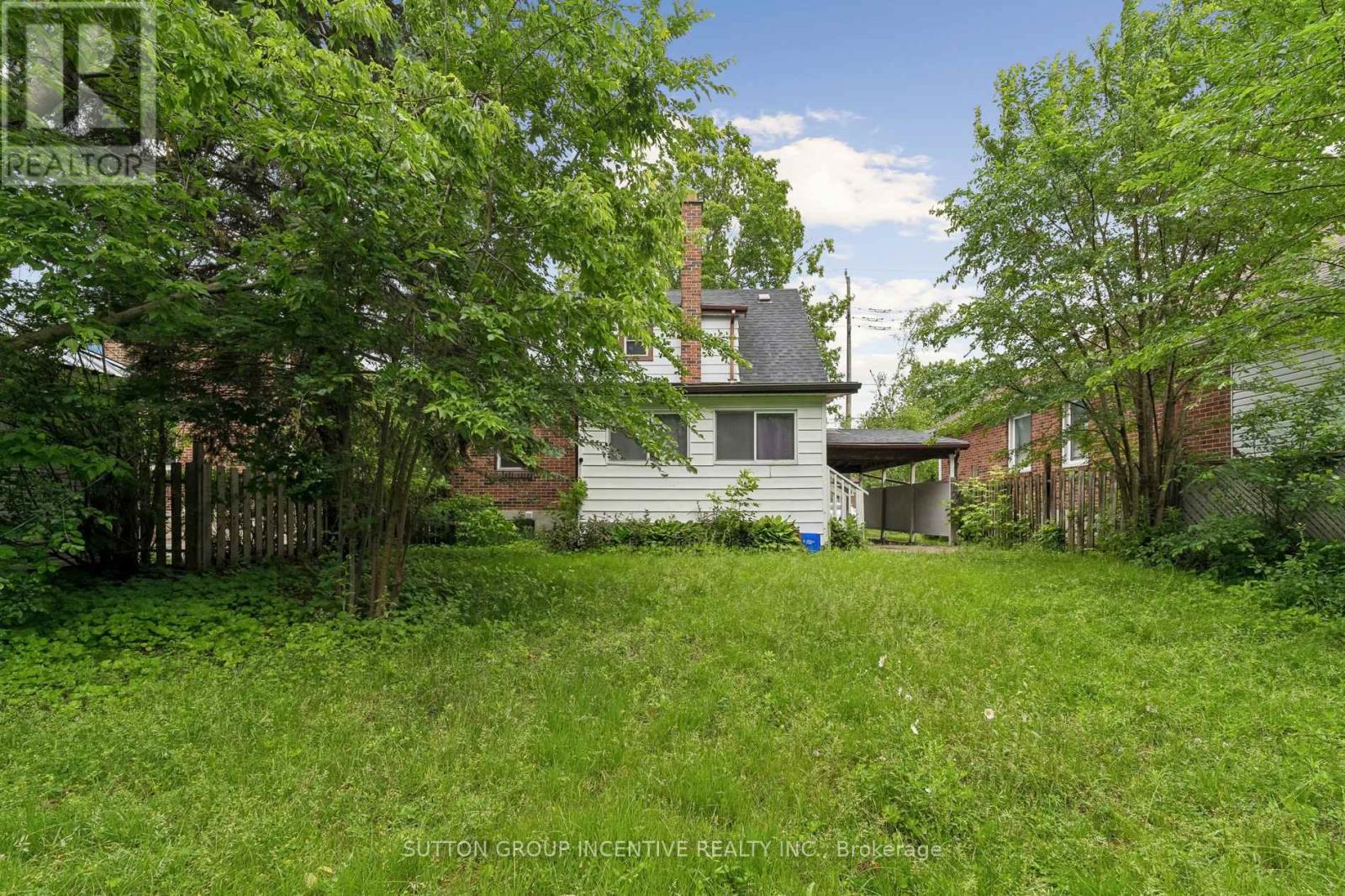 581 Arndon Avenue Property Photo 40