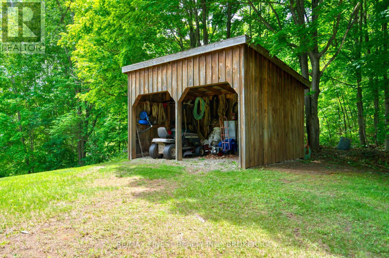 1015a Legion Road Property Photo 25