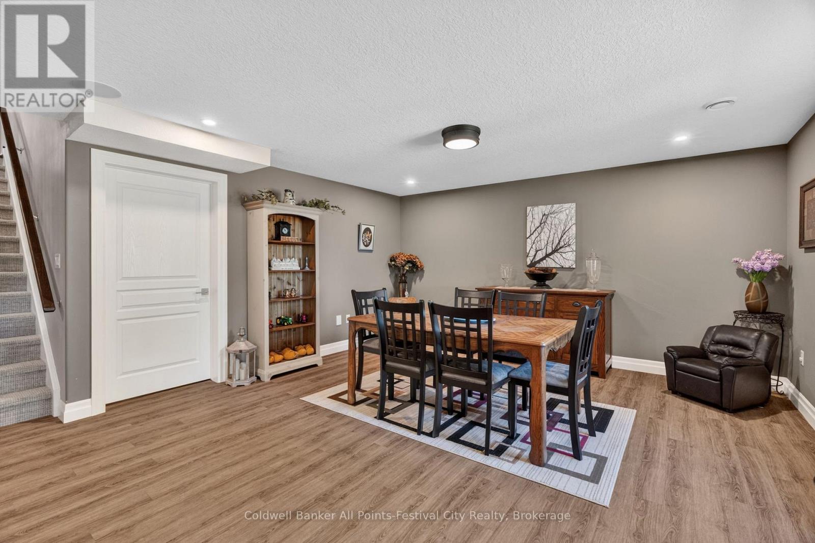 39 - 50 Fairhaven Lane Property Photo 25