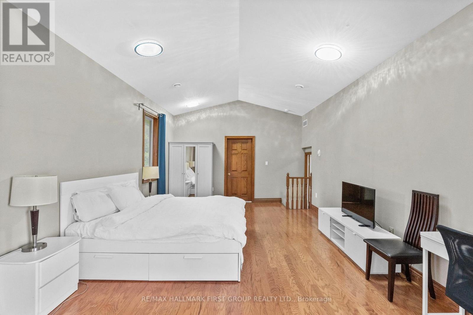 177 Niagara Boulevard Property Photo 13