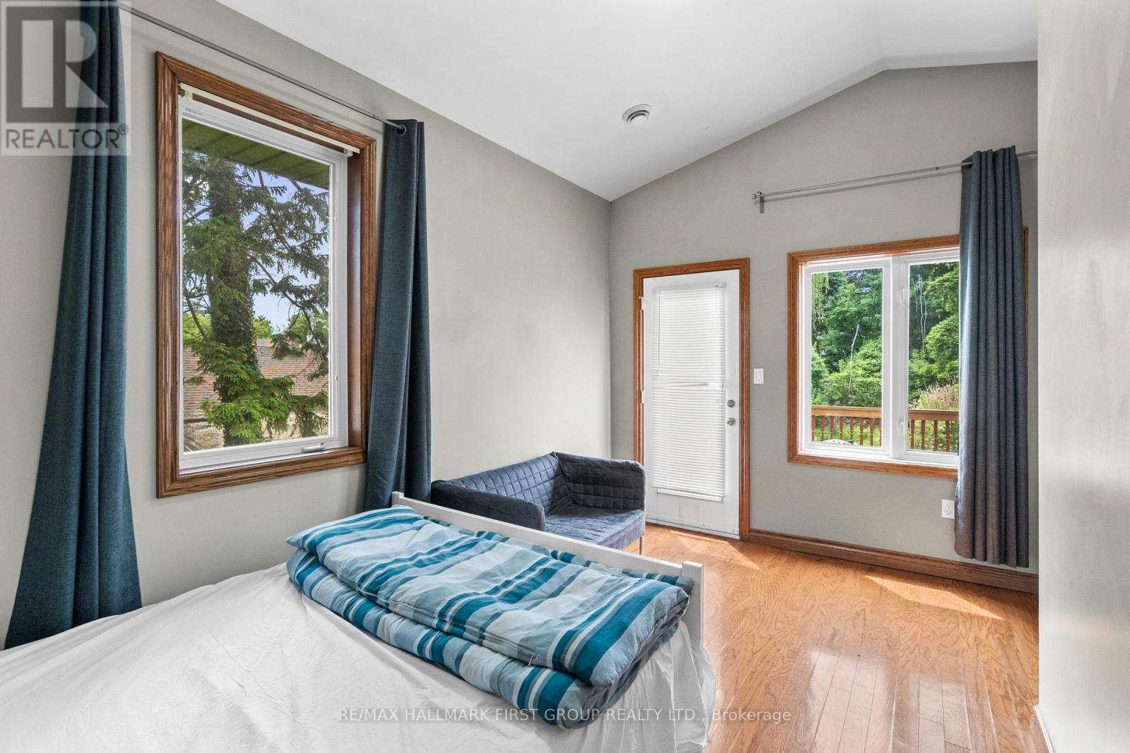 177 Niagara Boulevard Property Photo 14