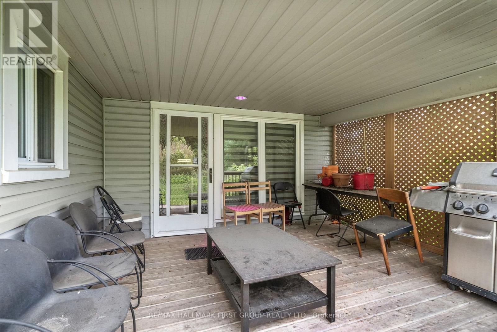 177 Niagara Boulevard Property Photo 18