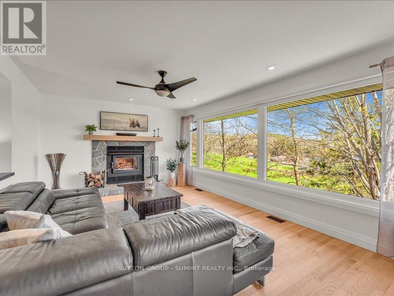 1 Windy Lane Property Photo 6