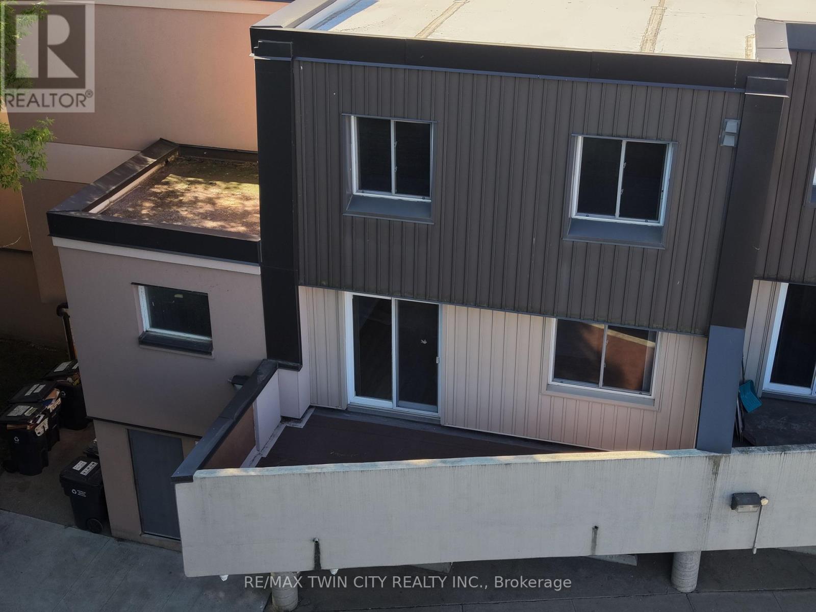 265 - 40 Tannery Street E Property Photo 2