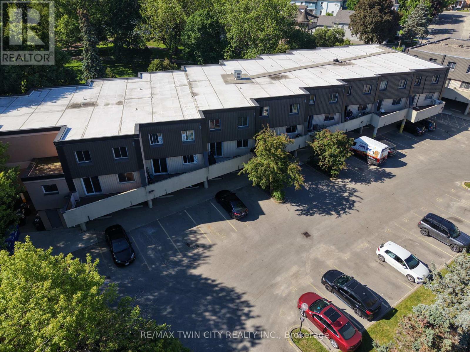 265 - 40 Tannery Street E Property Photo 3