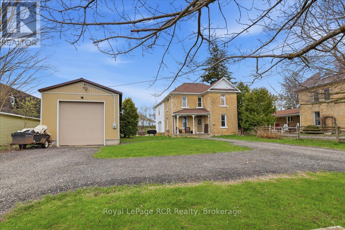 392010 Grey Road 109 Property Photo 1