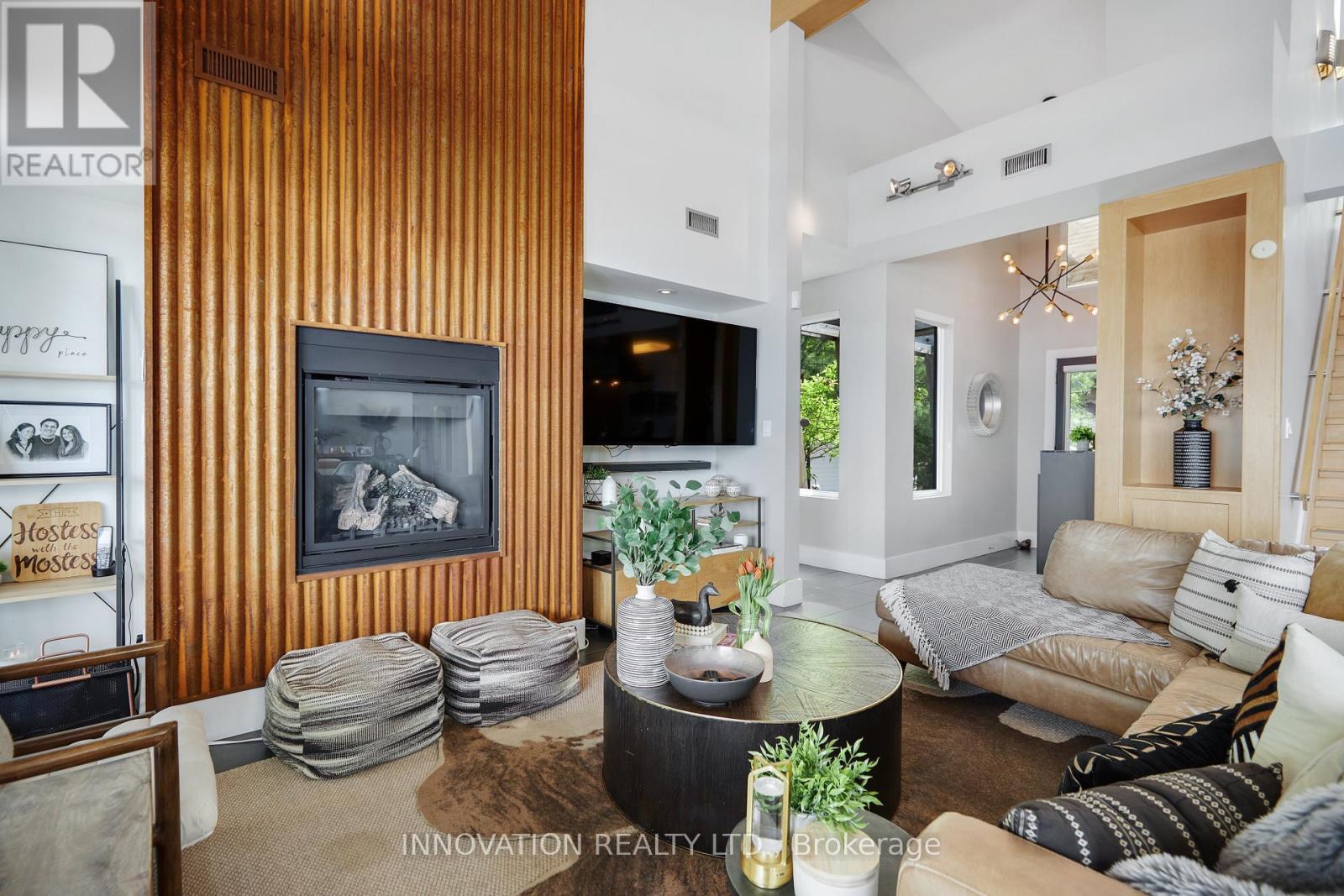 684 Bayview Drive Property Photo 12