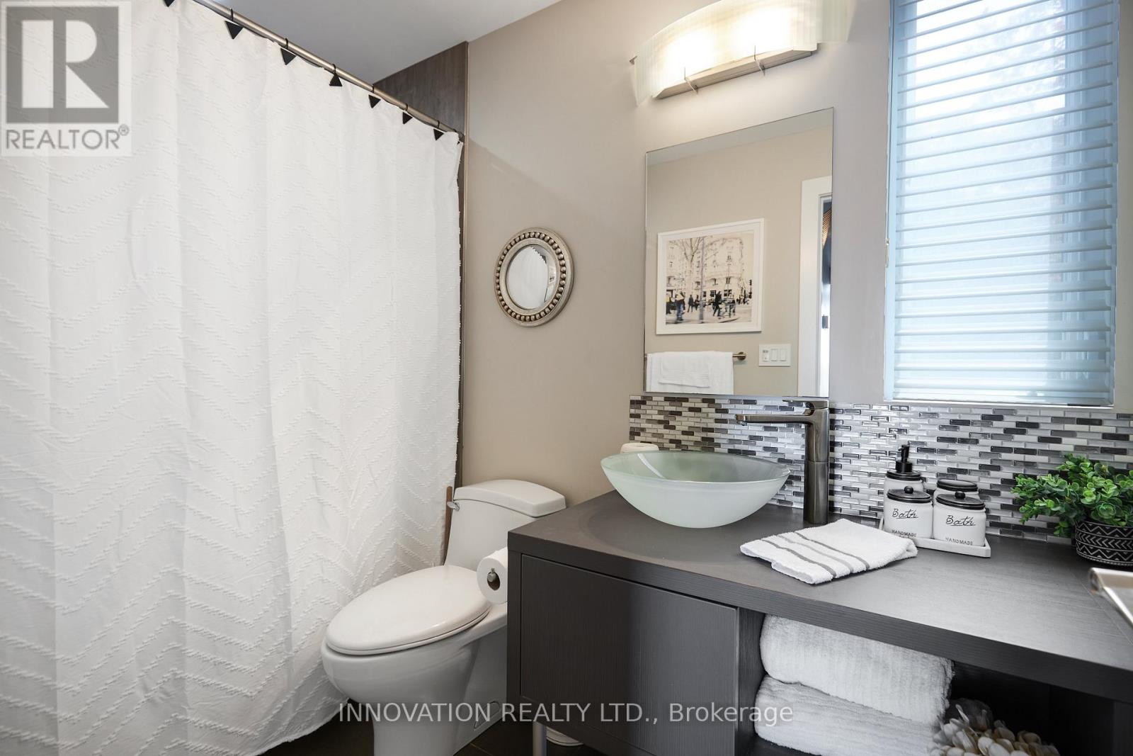 684 Bayview Drive Property Photo 27