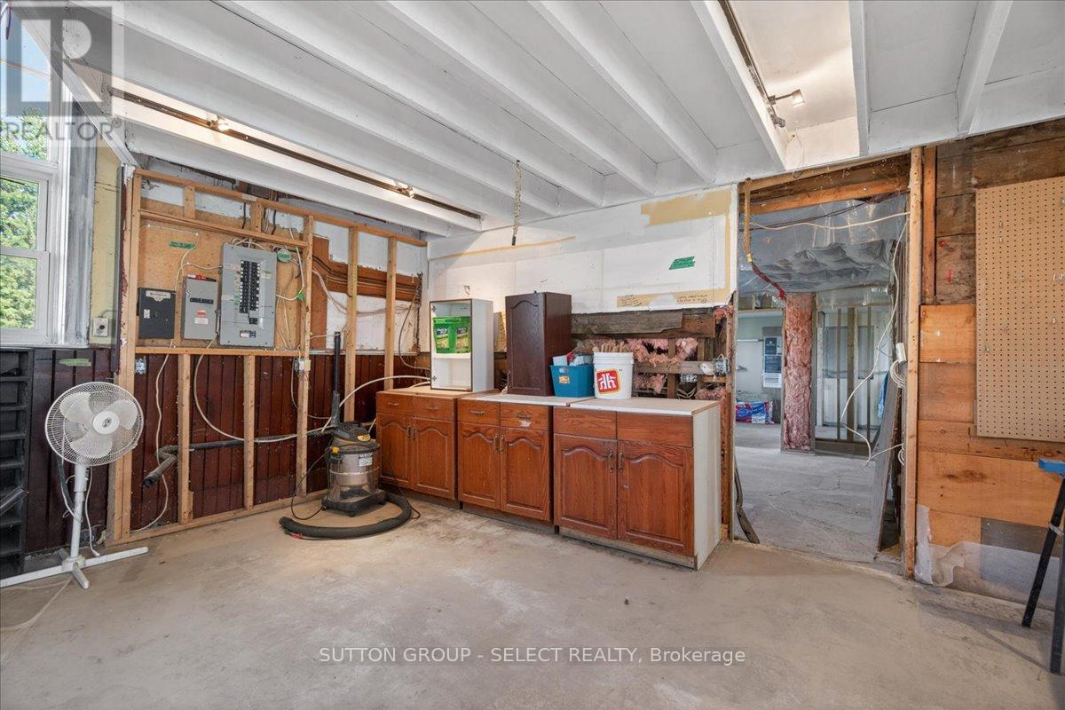 8833 Confederation Line Property Photo 25