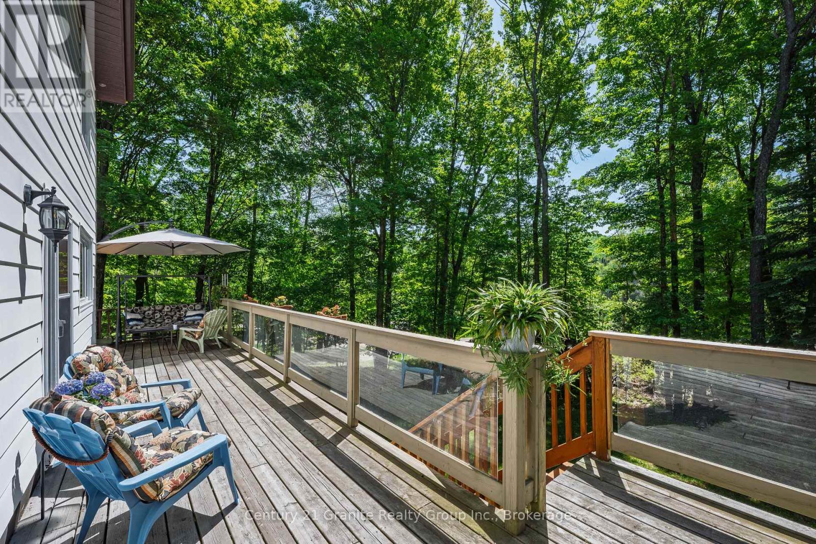267 Riverside Drive Property Photo 11