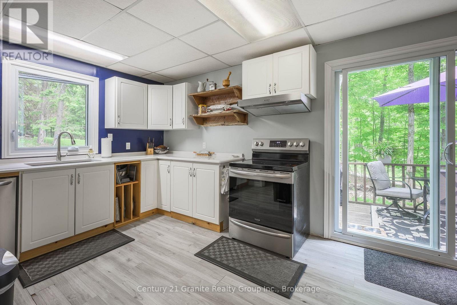 267 Riverside Drive Property Photo 21