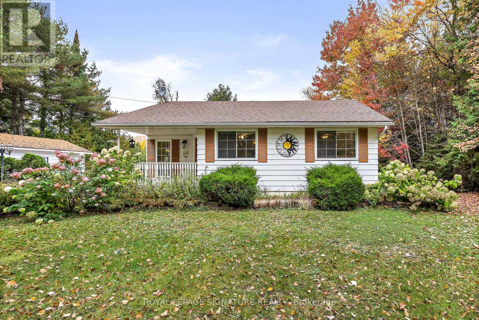 1047 Lagoon Road Property Photo 2