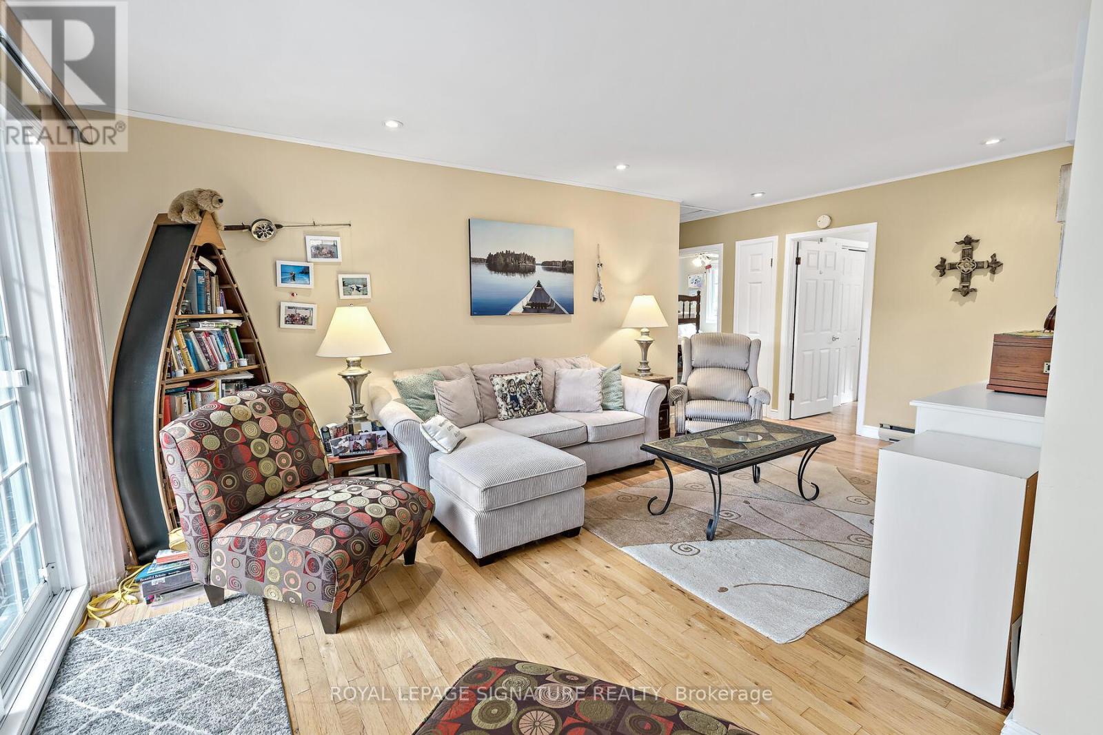 1047 Lagoon Road Property Photo 8