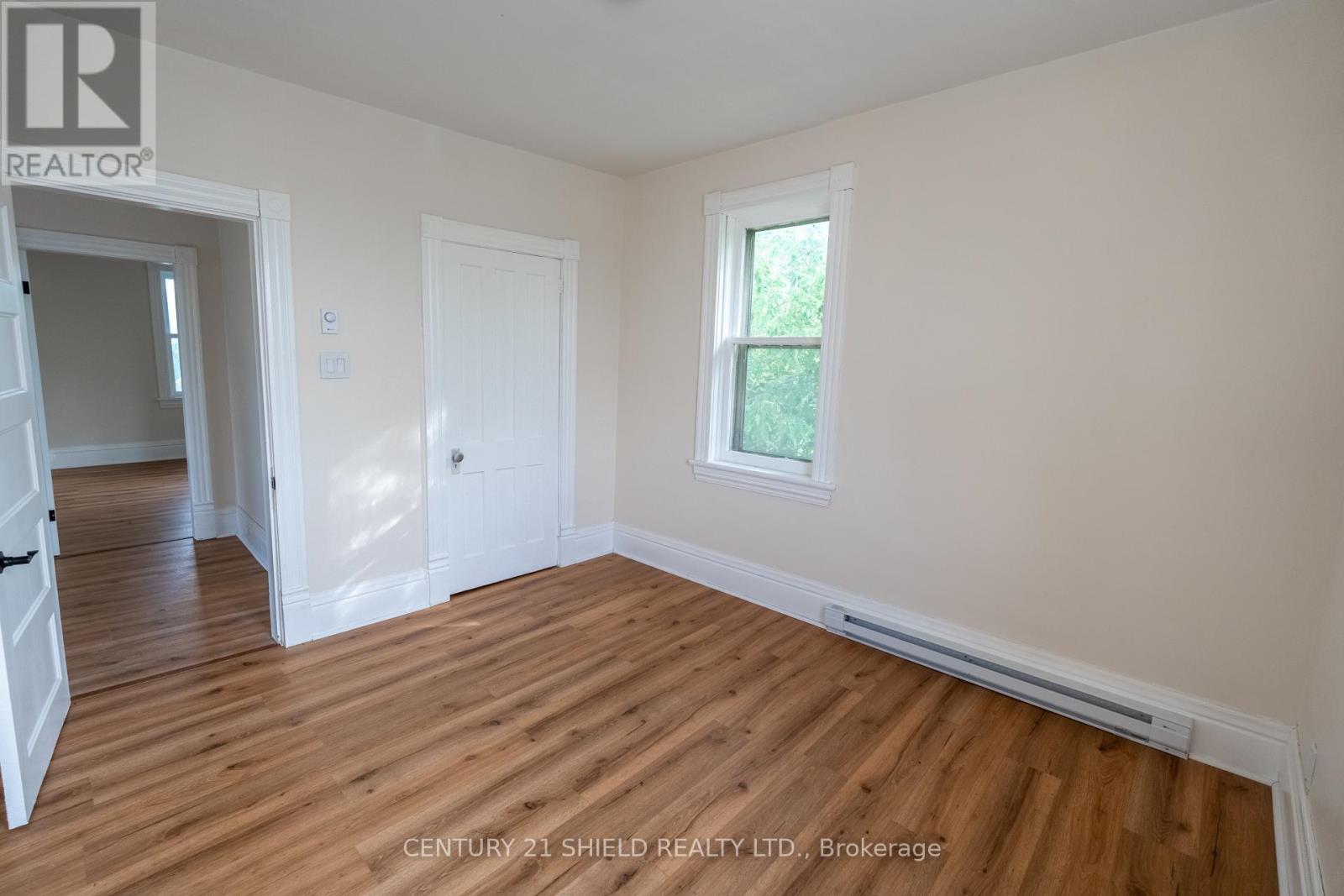 18491 Hughie Munro Street Property Photo 7