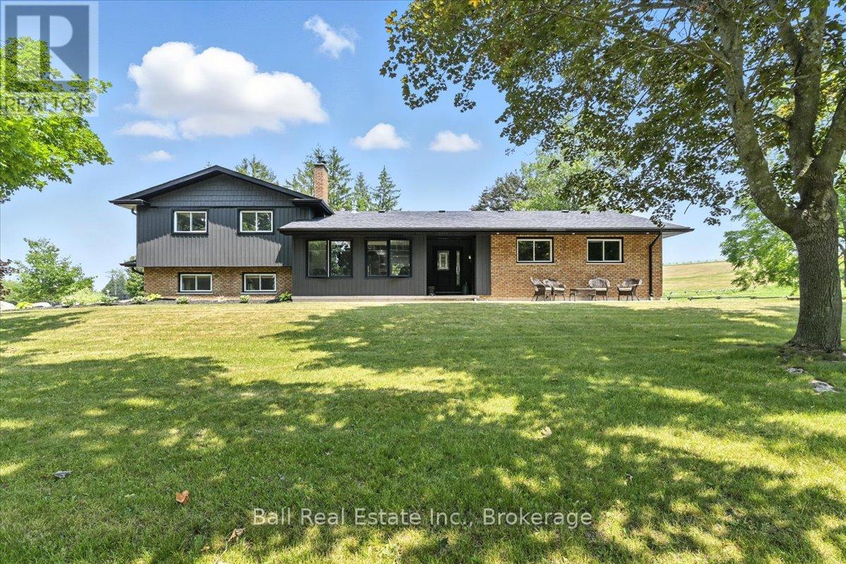 2547 Borland Line N Property Photo 1