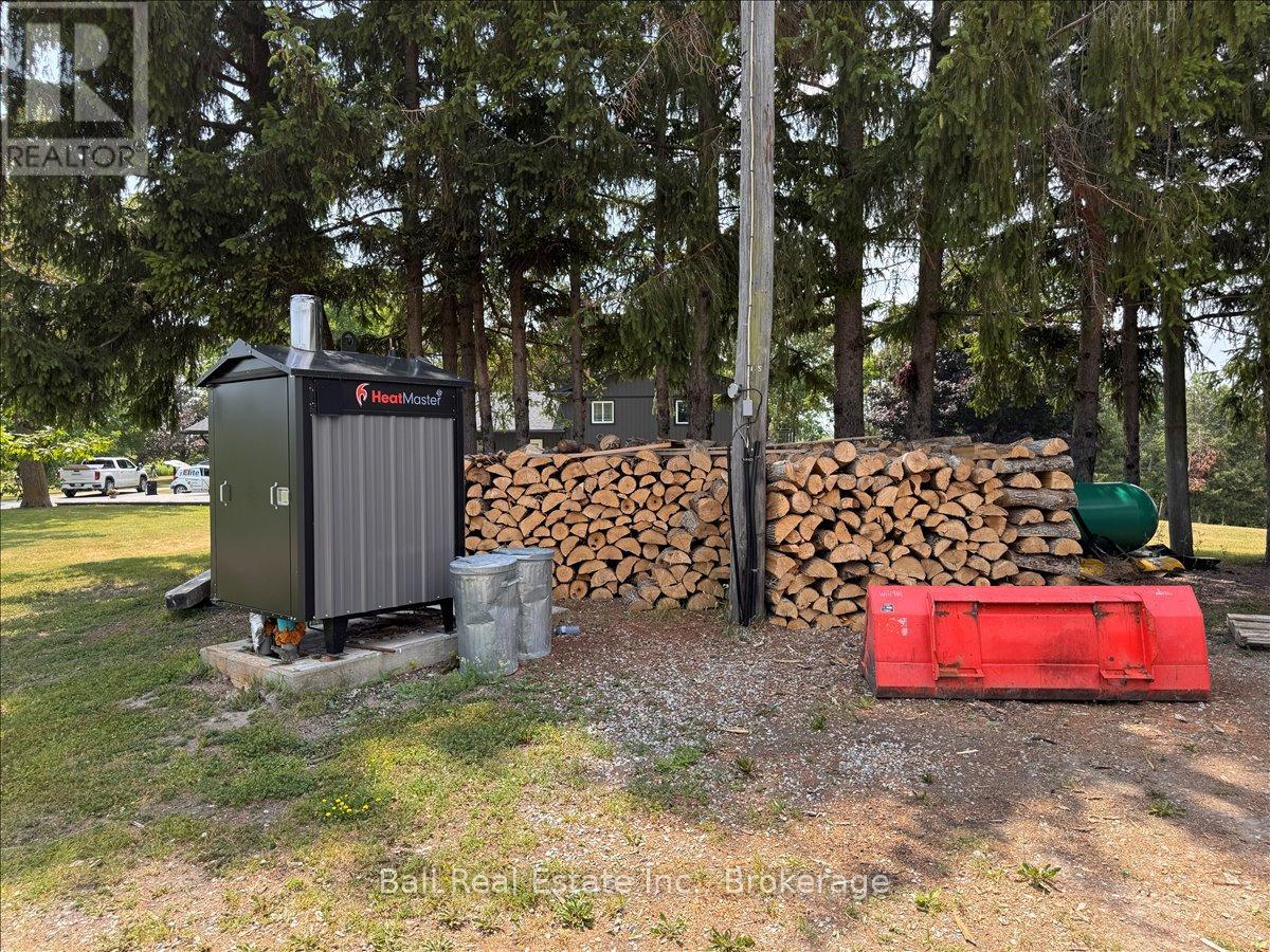 2547 Borland Line N Property Photo 34