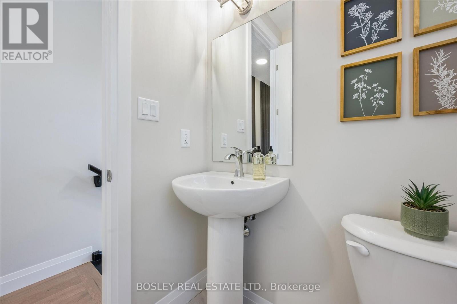 125 Catherine Street Property Photo 11