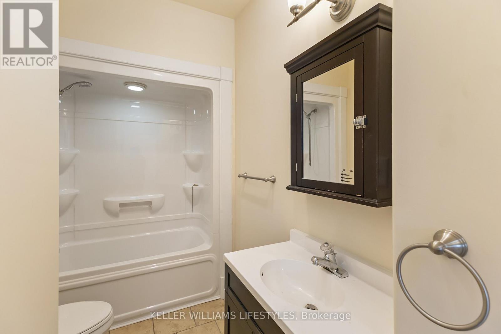 79 Beaconsfield Avenue Property Photo 19