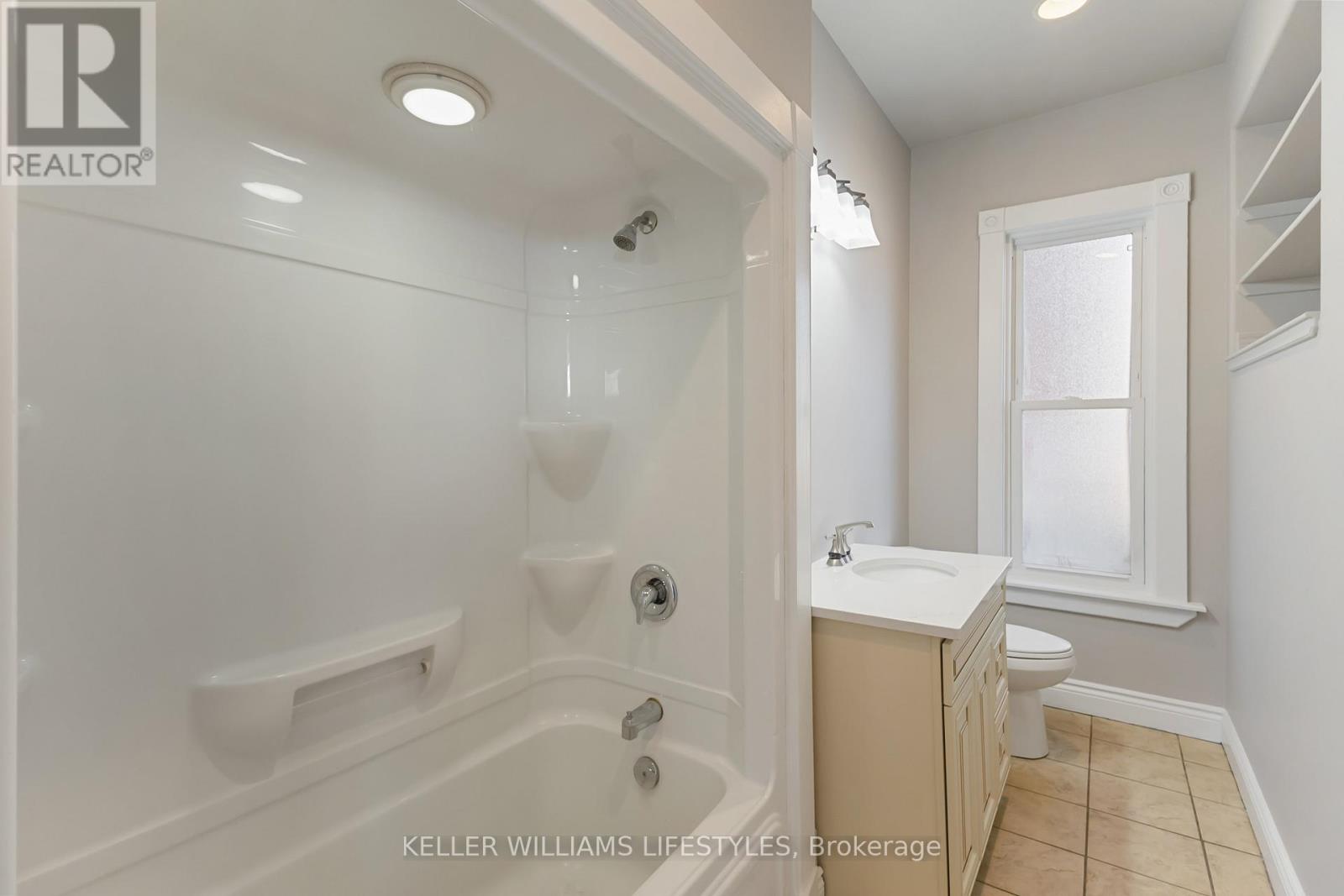 79 Beaconsfield Avenue Property Photo 29