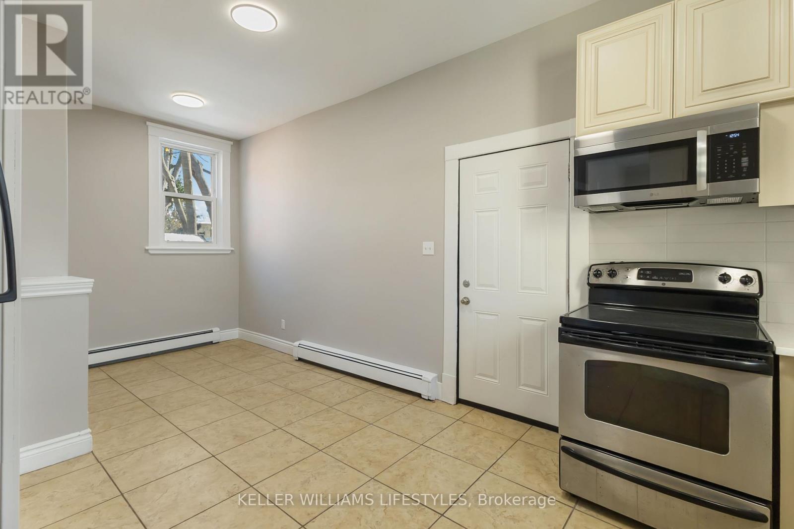 79 Beaconsfield Avenue Property Photo 31