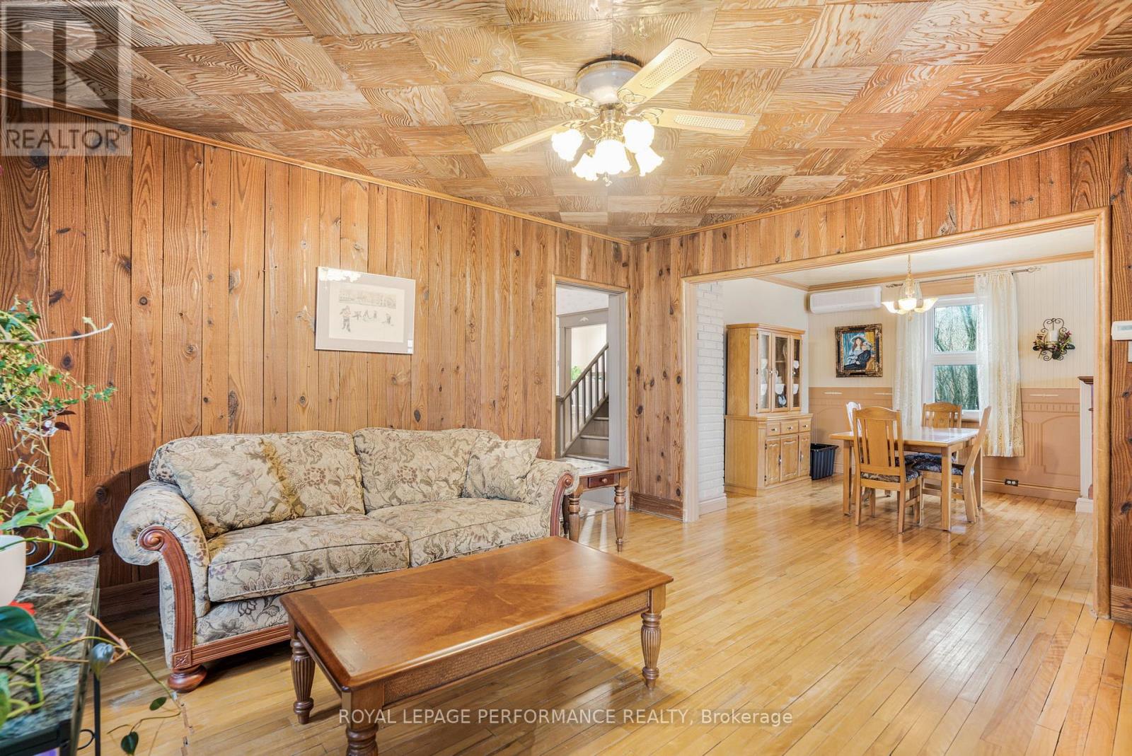 72 Longueuil Street Property Photo 13