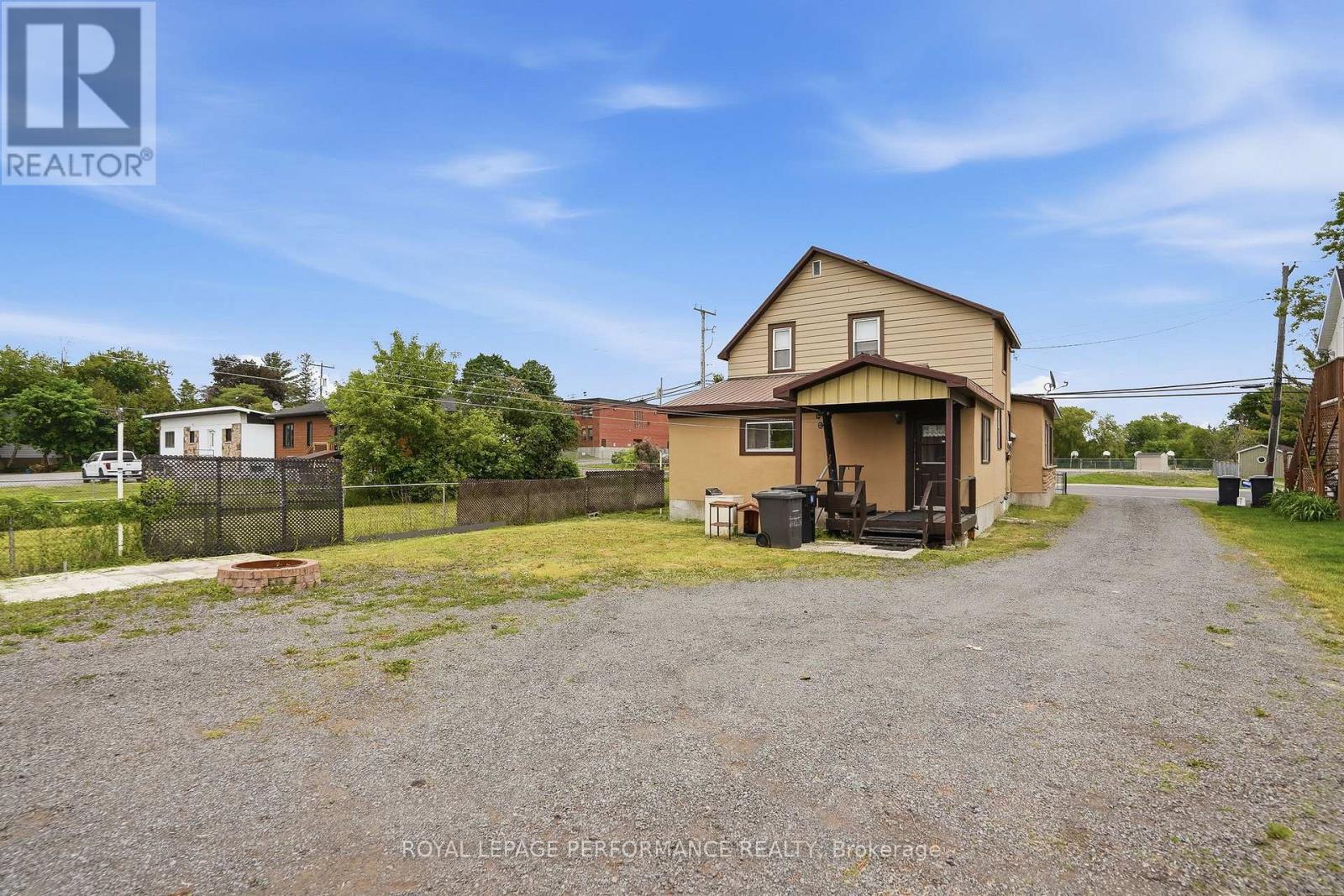 72 Longueuil Street Property Photo 31