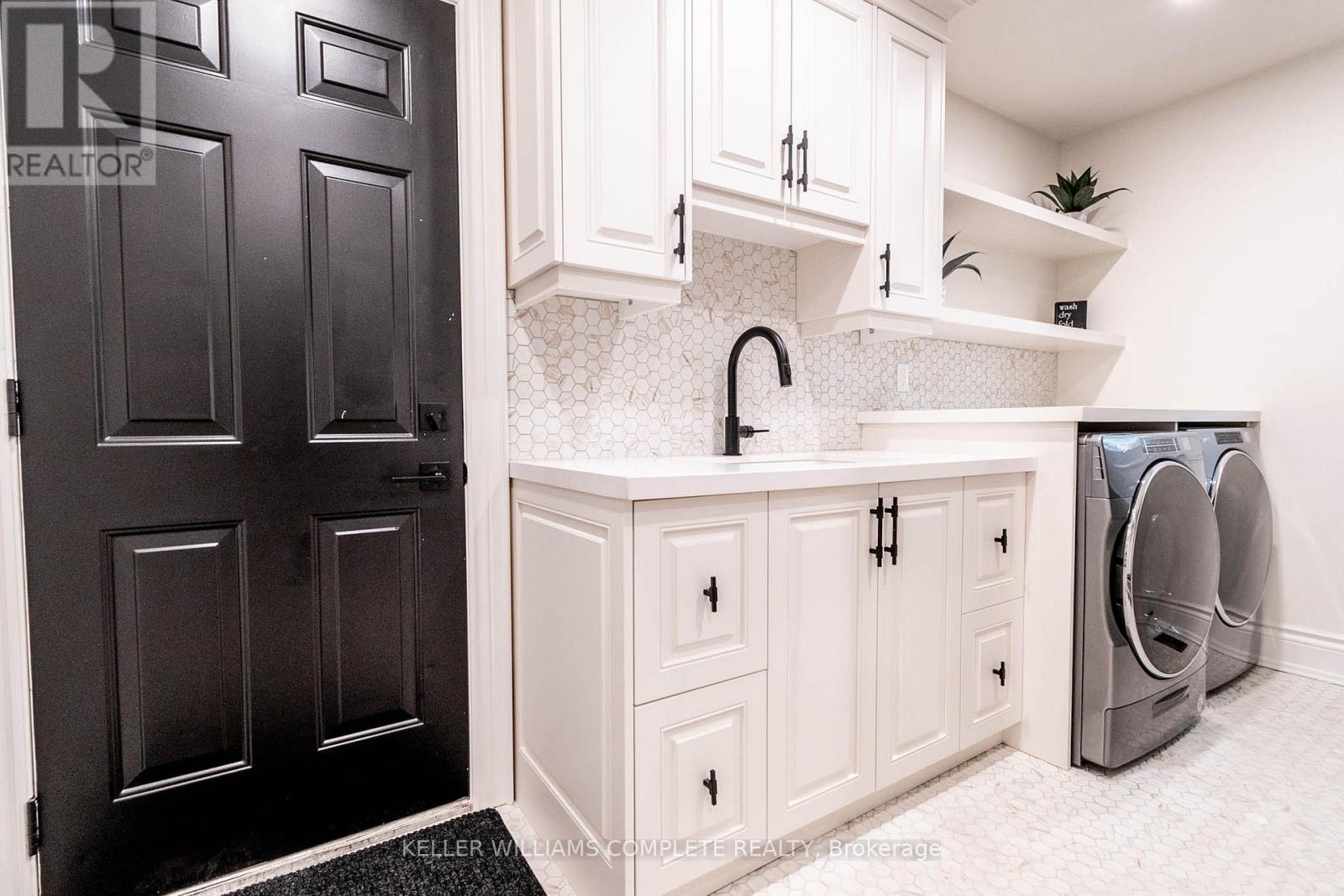 76 Adriatic Boulevard Property Photo 9