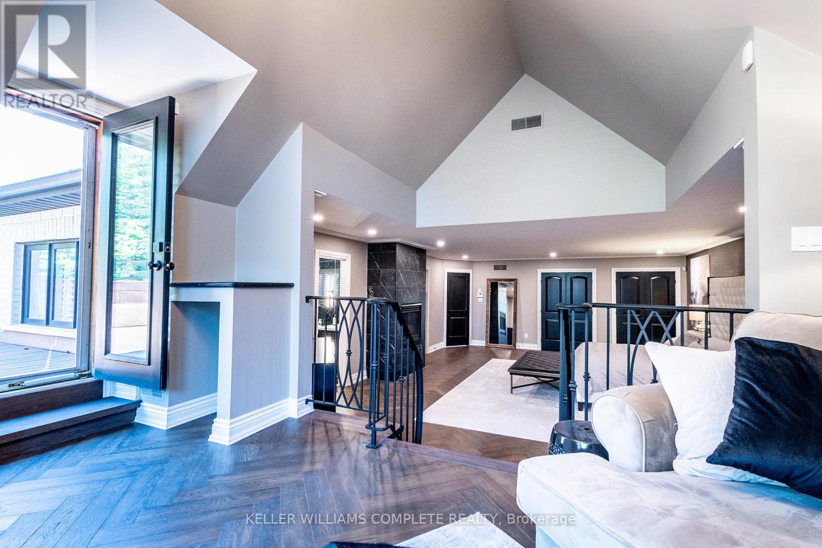 76 Adriatic Boulevard Property Photo 39