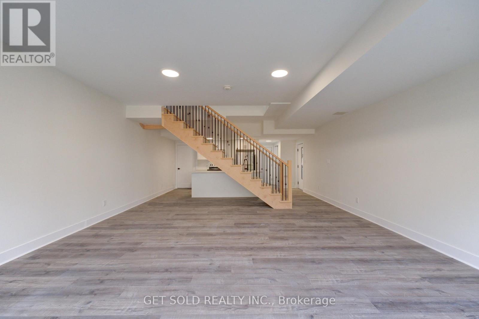 3 - 6701 Thorold Stone Road Property Photo 24