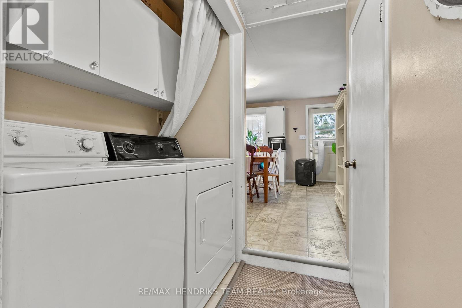 25 Bessey Street Property Photo 19