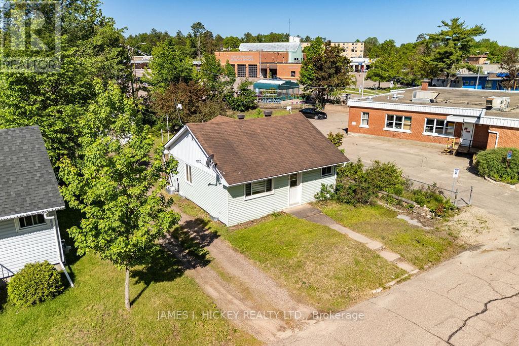 6 Hillcrest Avenue Property Photo 2