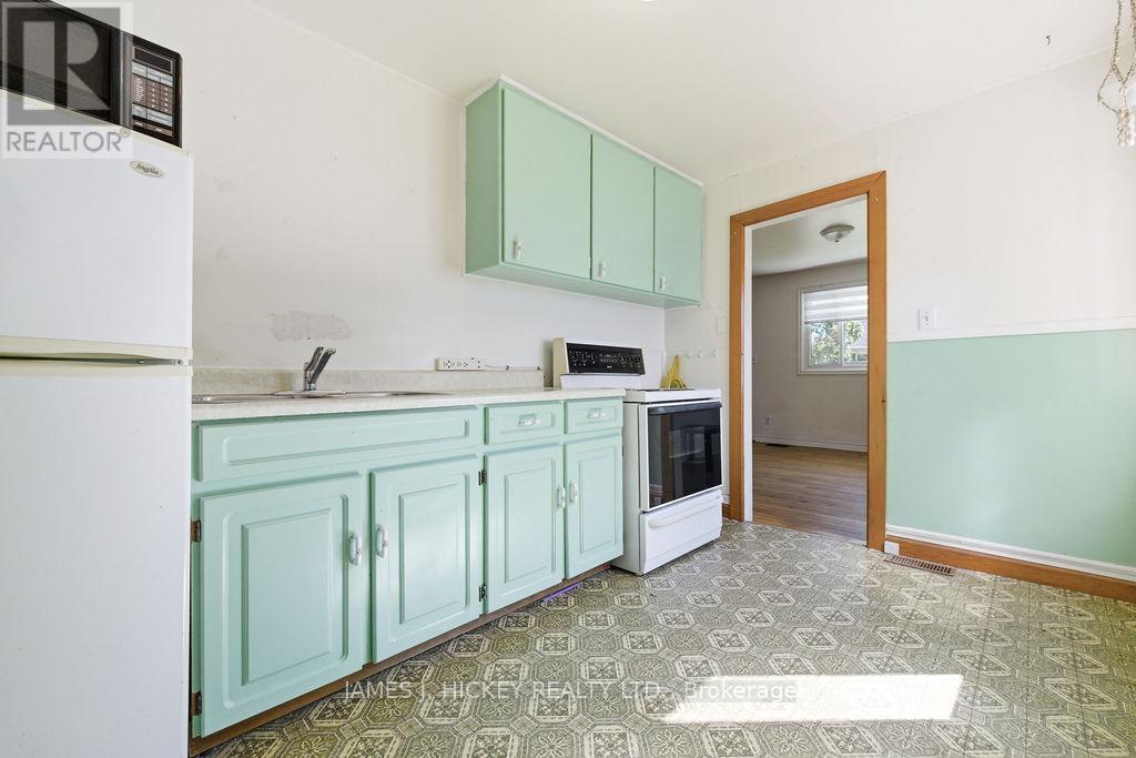 6 Hillcrest Avenue Property Photo 4