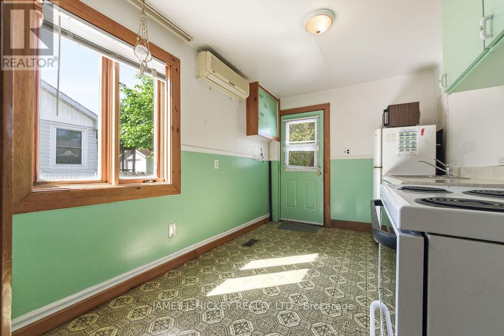 6 Hillcrest Avenue Property Photo 6
