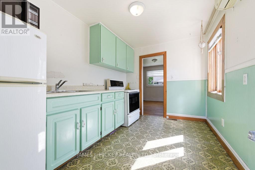 6 Hillcrest Avenue Property Photo 7