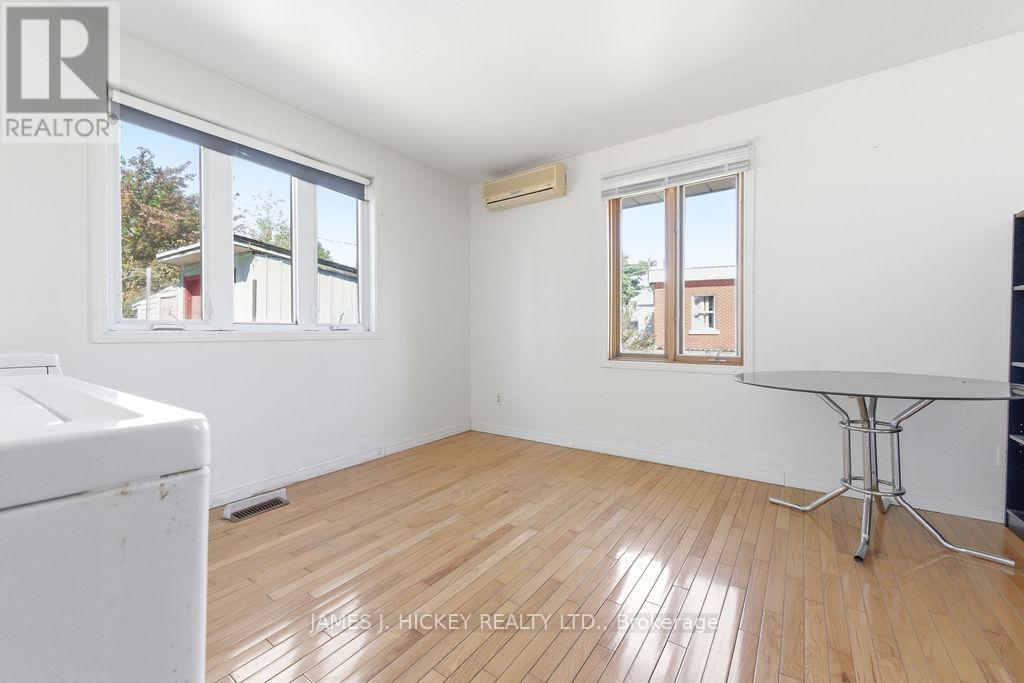 6 Hillcrest Avenue Property Photo 21