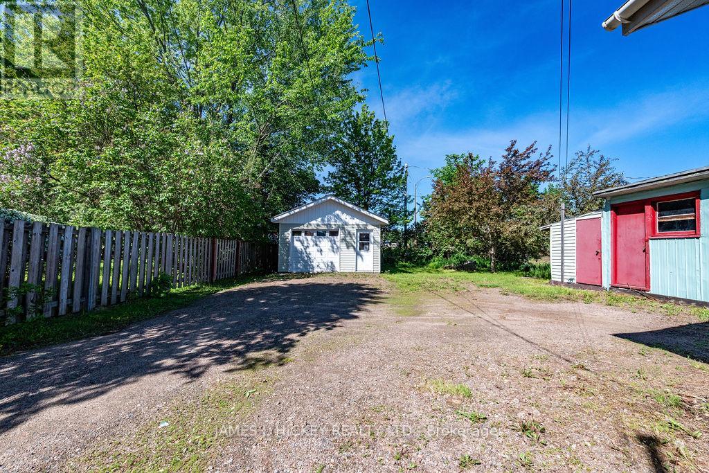6 Hillcrest Avenue Property Photo 26