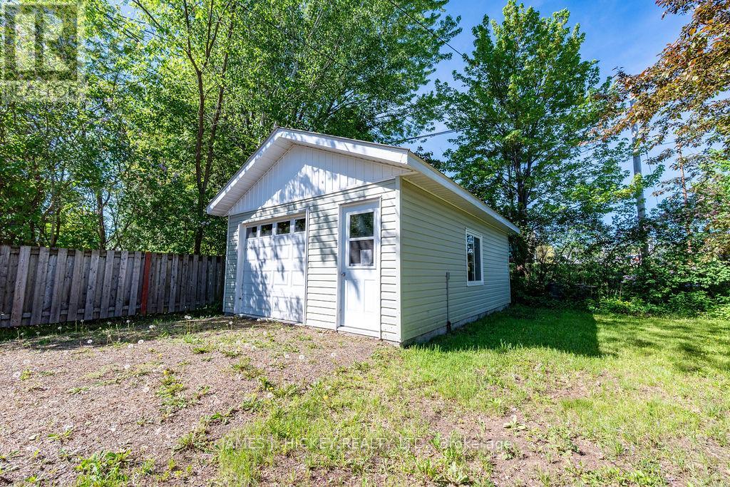 6 Hillcrest Avenue Property Photo 27