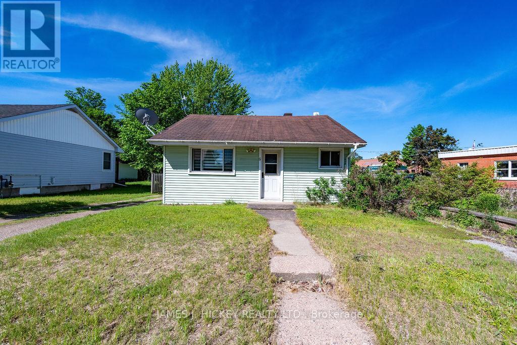 6 Hillcrest Avenue Property Photo 32