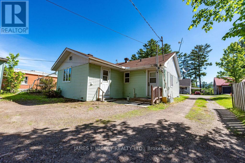 6 Hillcrest Avenue Property Photo 33