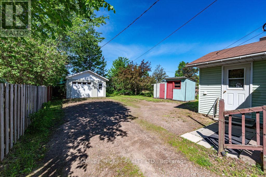 6 Hillcrest Avenue Property Photo 34