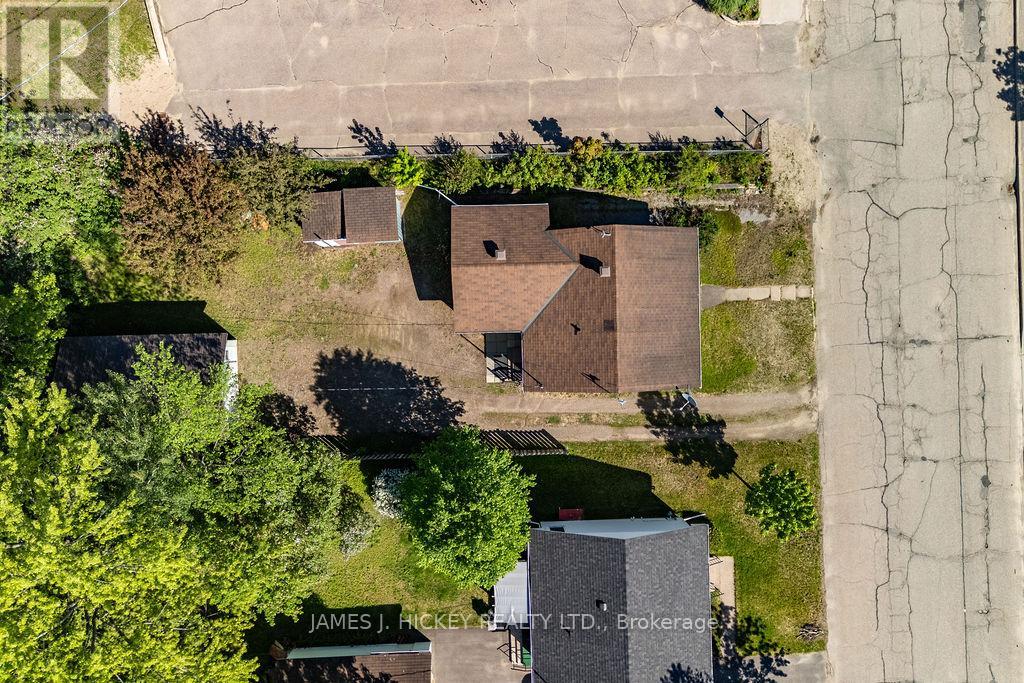 6 Hillcrest Avenue Property Photo 38