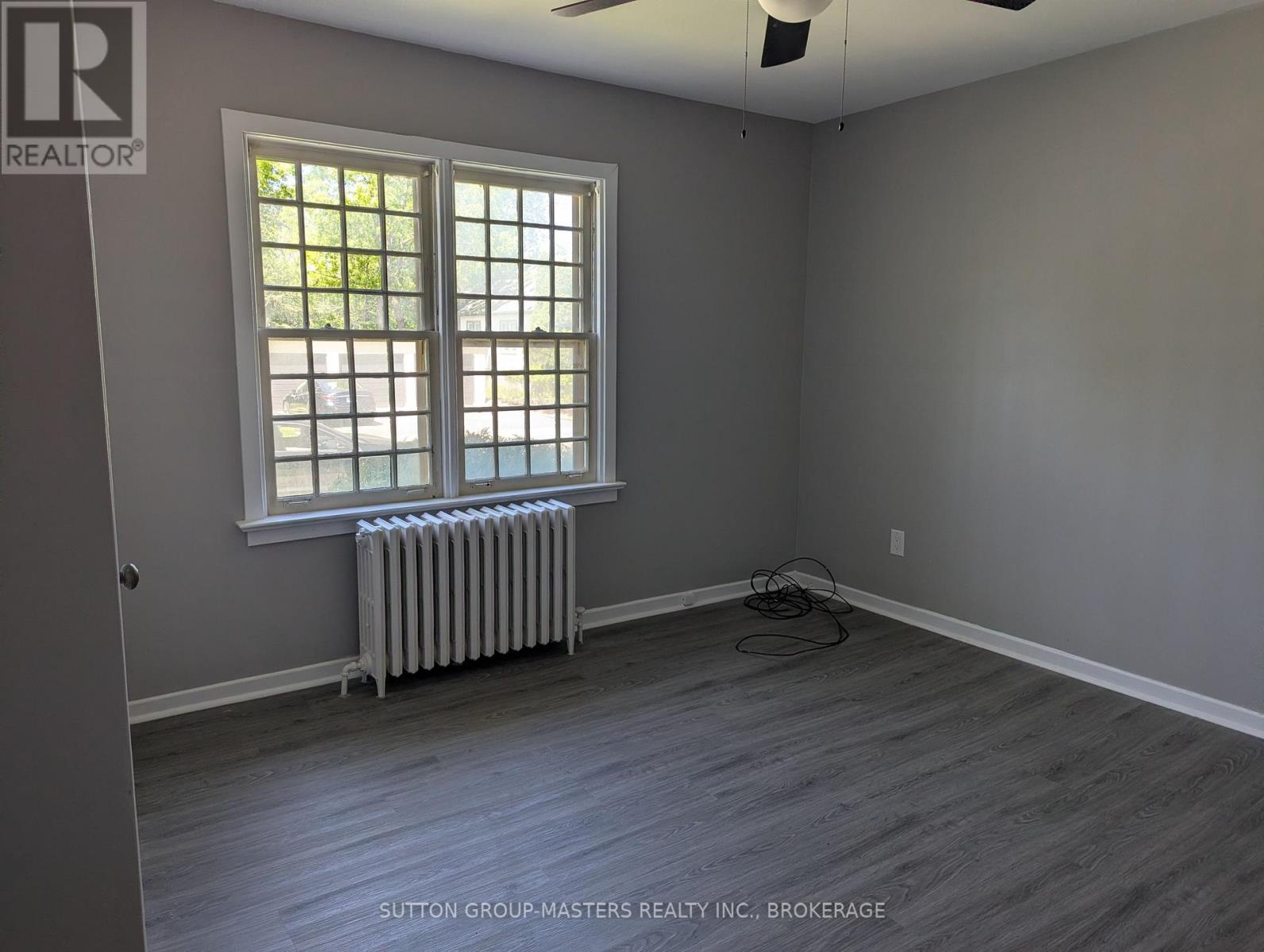 165 Helen Street Property Photo 6