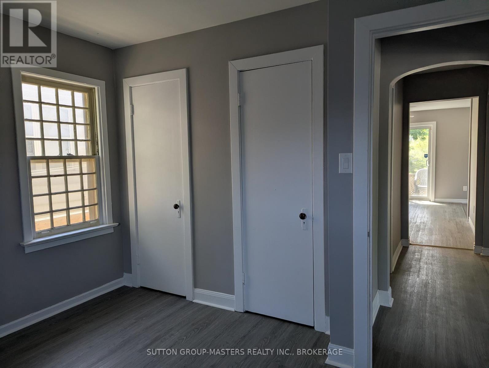 165 Helen Street Property Photo 8