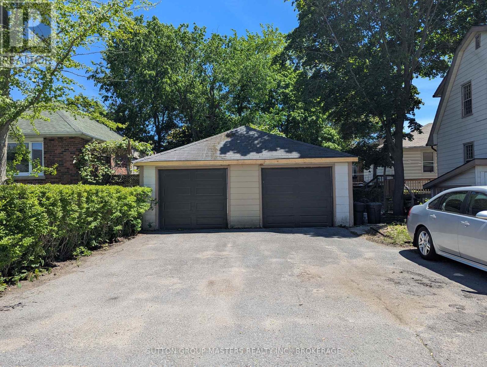 165 Helen Street Property Photo 10