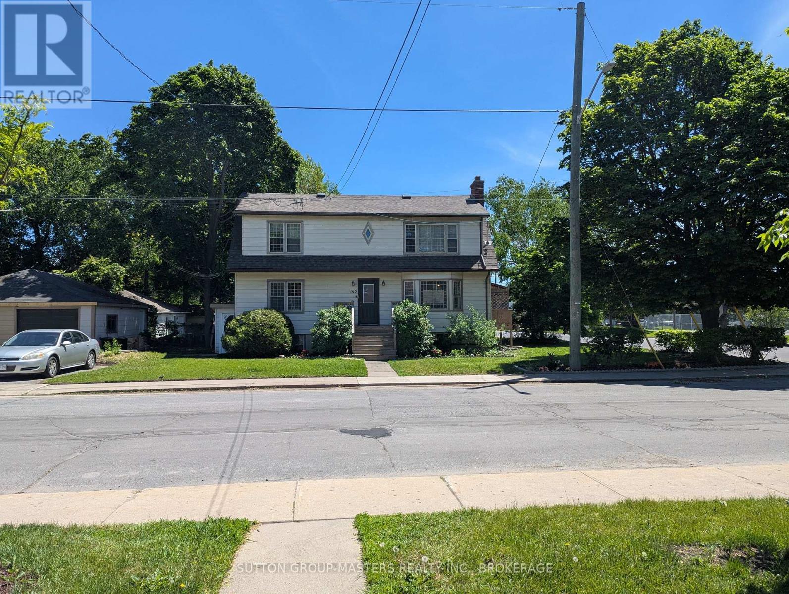 165 Helen Street Property Photo 11