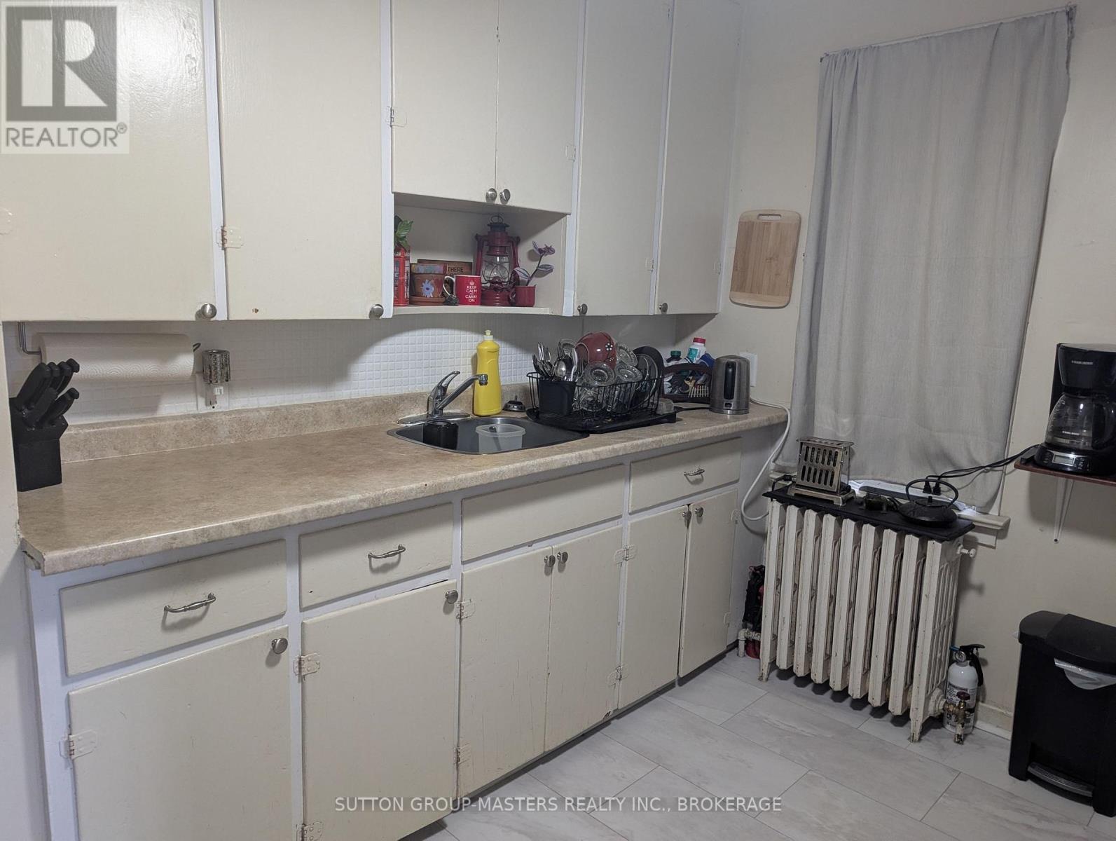 165 Helen Street Property Photo 20