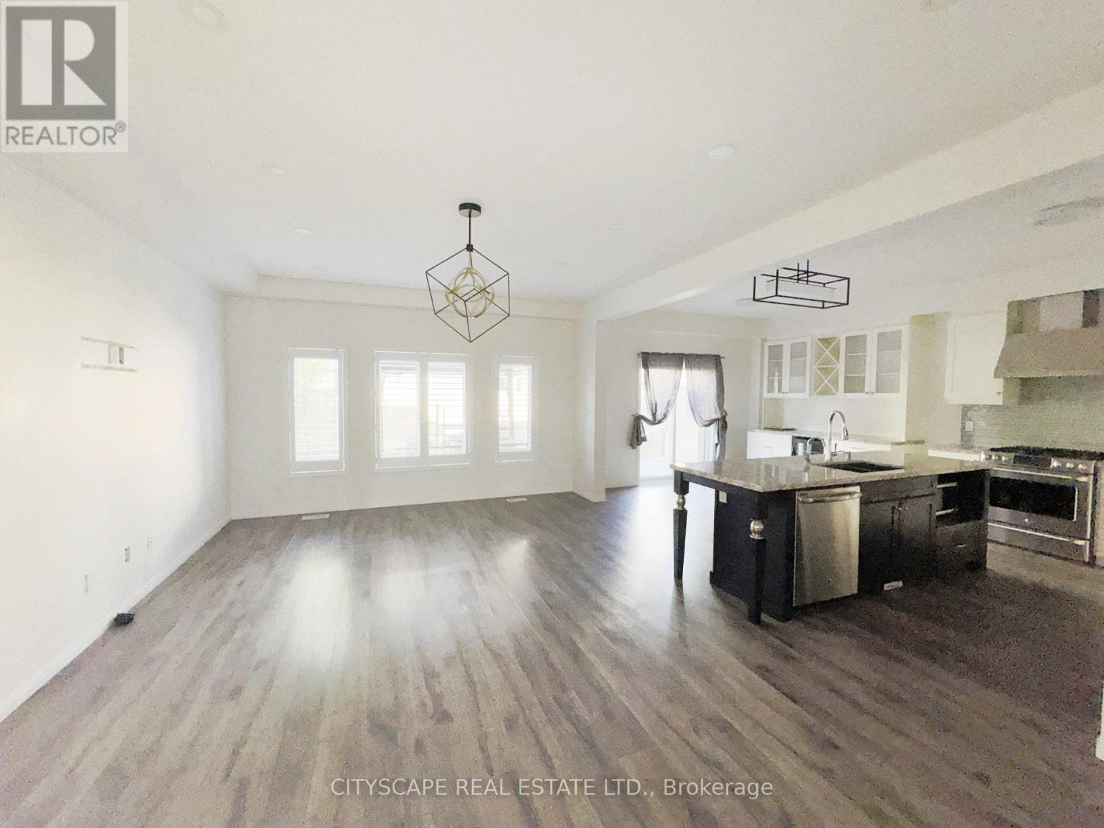 541 Sundew Drive Property Photo 8