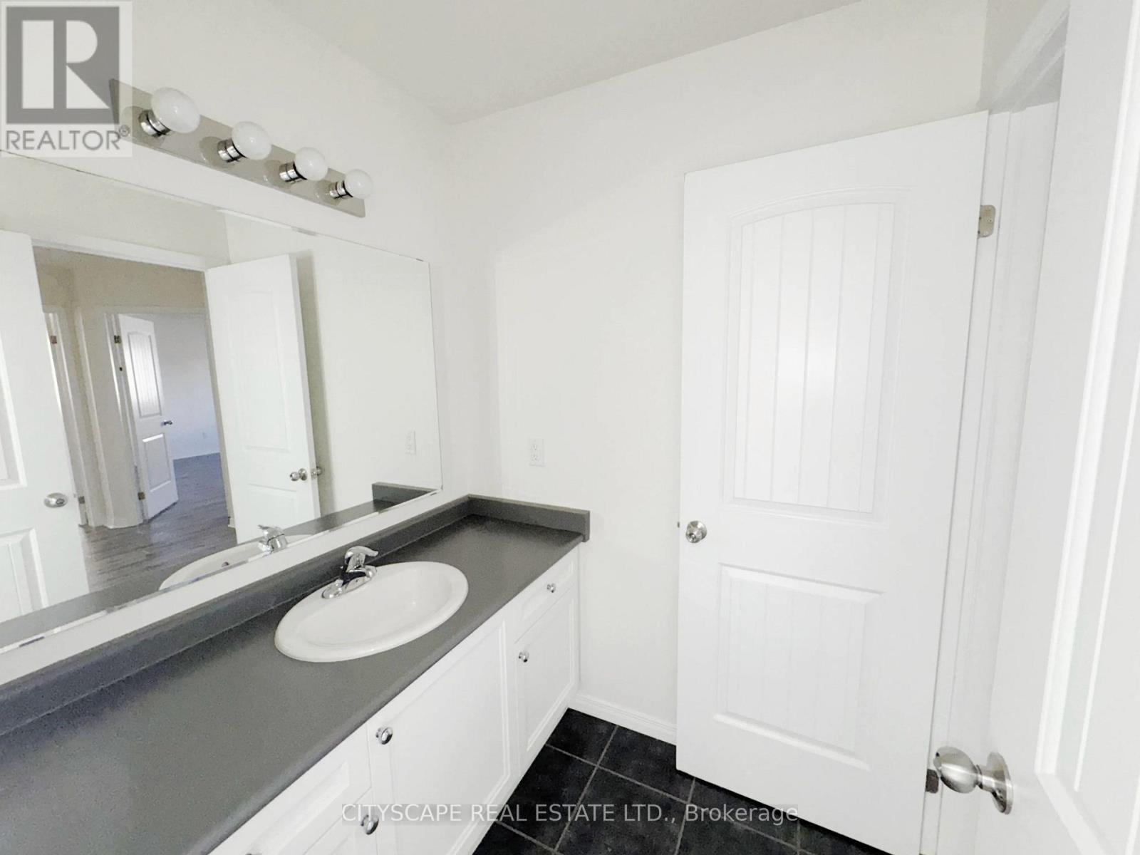 541 Sundew Drive Property Photo 28