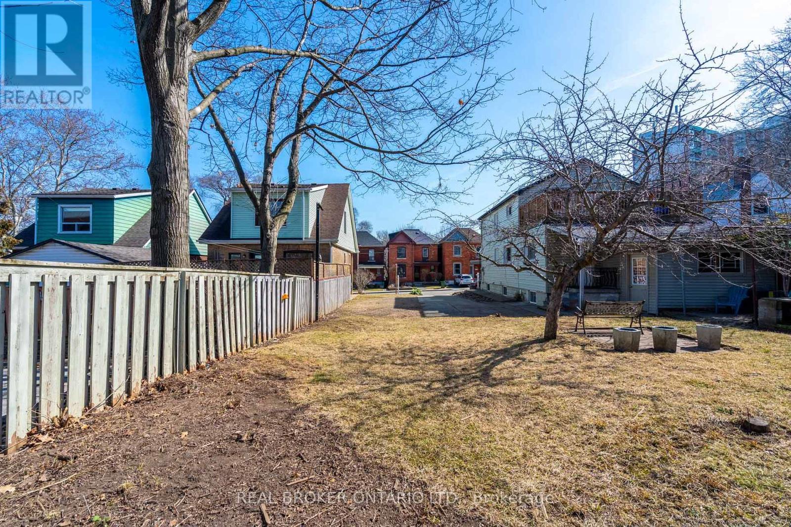 153 Strathcona Avenue N Property Photo 5